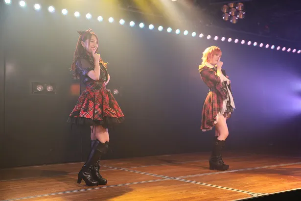 AKB48の「ソーシャルディスタンス公演」がスタート。初日は向井地美音と岡田奈々が出演した