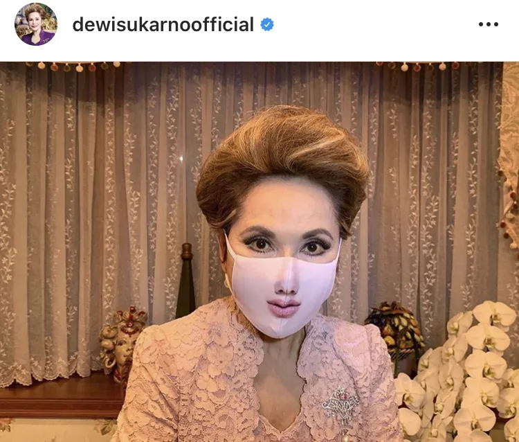 ※デヴィ夫人公式Instagram(dewisukarnoofficial)のスクリーンショット