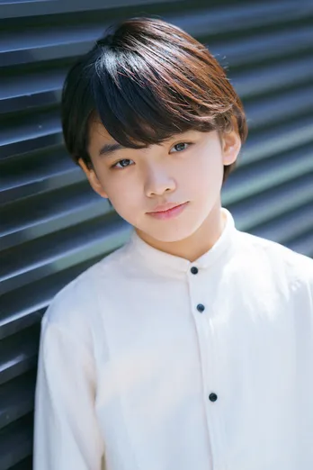 「テセウスの船」で話題の“天才子役”柴崎楓雅が1人4役に挑戦『声のトーンや動きに変化をつけました』