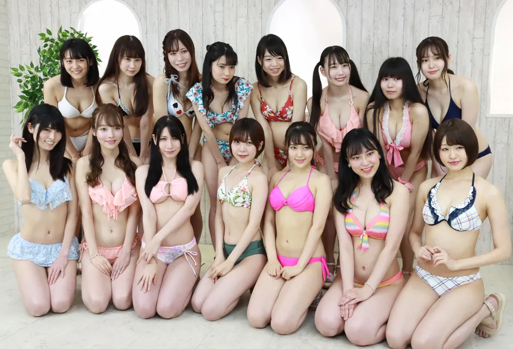 「ミスヤングチャンピオン2020」決勝進出プレスイベントに出席した15人のグラビアアイドル