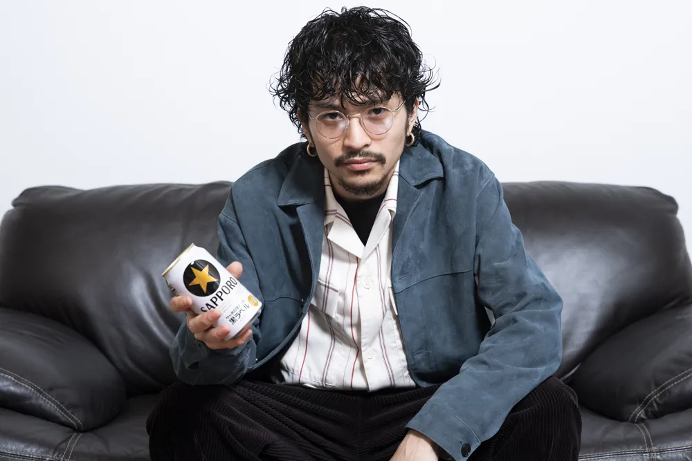 King Gnu常田大希が出演する「サッポロ生ビール黒ラベル」TVCMの新バージョンが公開