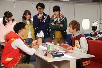 “推しがイケメン過ぎてツライ”延長戦！ スーパー戦隊シリーズ劇場版5作品を一挙オンエア