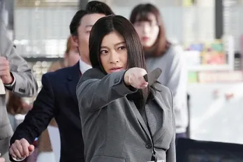 大泉洋“東海林”と篠原涼子“春子”のバトルに視聴者喝采「この二人最高!!」<ハケンの品格>