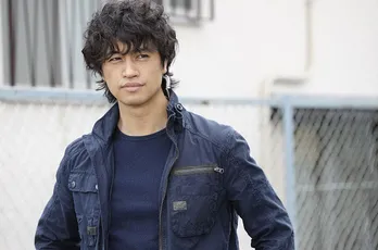 ＜BG＞木村拓哉“章”の最強バディ、斎藤工“高梨”が放つ存在感