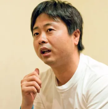 次長課長・河本準一のカミングアウトに「お前これテレビやで」