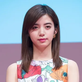 池田エライザ、上白石萌音とのラブラブな2SHOTに「エラもね最高!」「可愛いの象徴!」ファン歓喜