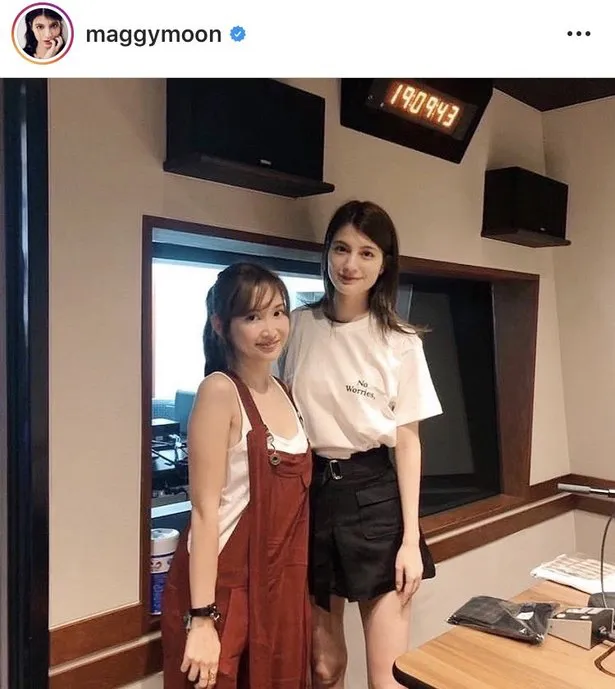 マギーのラジオ番組にゲスト出演した紗栄子との2SHOT