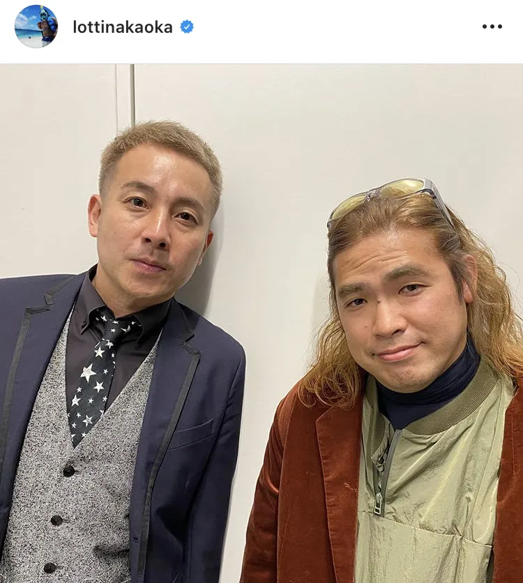 【写真を見る】まるで別人…！　ロッチ・中岡創一＆我が家・坪倉由幸の金髪SHOT