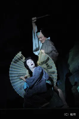 明治座 五月花形歌舞伎「怪談　牡丹燈籠」に出演の中村七之助と市川染五郎（写真左から）