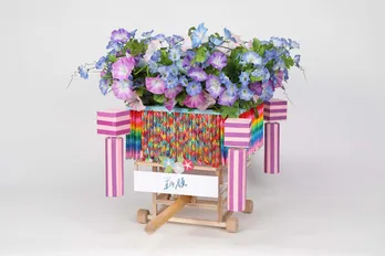 「監察医 朝顔2」出演者、スタッフが手作りのミニチュア山車を陸前高田市に寄贈