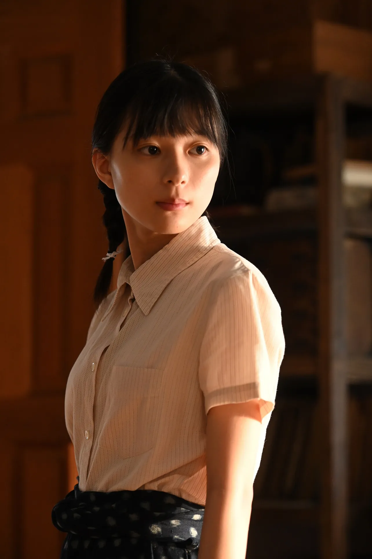 ピアノを愛した19歳の少女・明子を演じる芳根京子