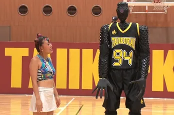 AIバスケロボにフワちゃんも大興奮！TV初「AI vs 人間」の3Pシュート対決＜炎の体育会TVSP＞