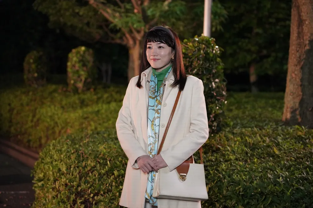 8月16日(日)放送「親バカ青春白書」第3話より、永野芽郁がトレンディ女優に扮する先行カットが公開された