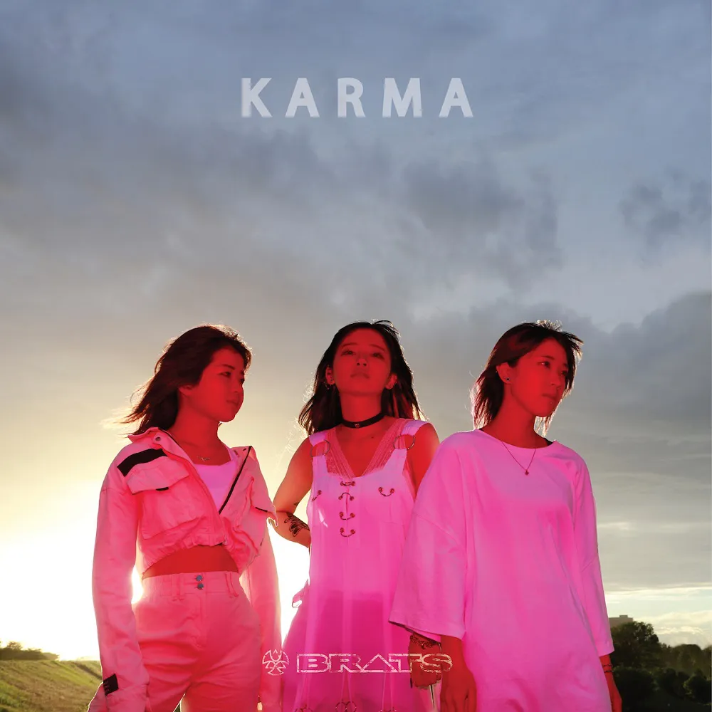 【写真を見る】BRATSの2ndアルバム『Karma』の収録内容は4形態同じとなる