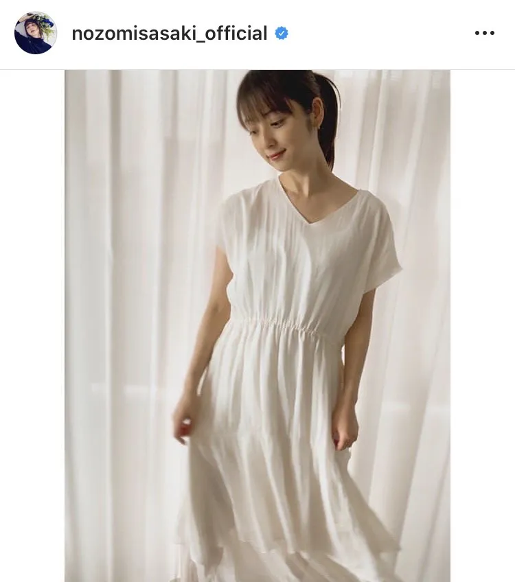 ※佐々木希公式Instagram(nozomisasaki_official)より