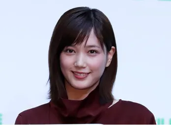 本田翼、お団子ヘア＆ノースリーブの夏服に反響「ドキッとした」「髪型含めオシャレ」