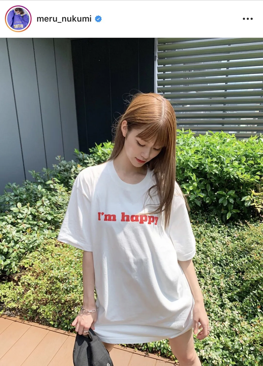 レッド系 生見愛瑠 WEGO Tシャツ【白と黒２枚セット