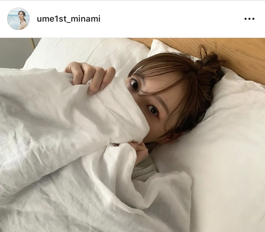 ※画像は梅澤美波1st写真集オフィシャルInstagram(ume1st_minami)のスクリーンショット