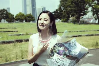 作品の底力とチームワークで乗り越えた!「コールドケース3 ~真実の扉~」半年越しのクランクアップに吉田羊ら感動コメント