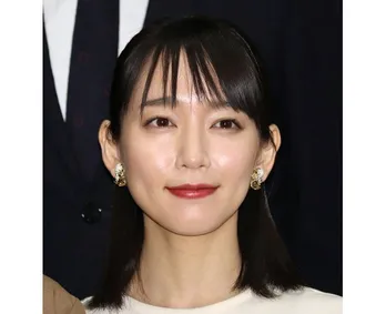 吉岡里帆、浴衣姿の“どんぎつね”SHOTにファン悶絶！「いつもと違う髪形もかわいい」