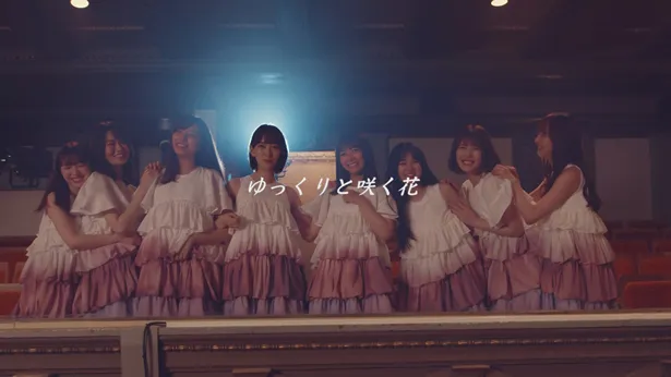 乃木坂46、幻の2期生曲「ゆっくりと咲く花」MVのティザー編が公開された