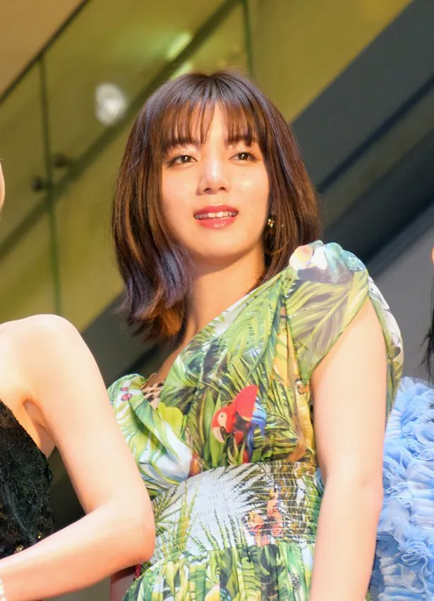 池田エライザが「FNS歌謡祭」で中島みゆきの「時代」を披露
