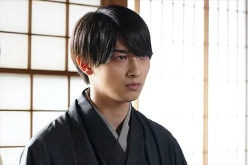 横浜流星は流す涙も美しい 見えてきた“椿の真心” <私たちはどうかしている>