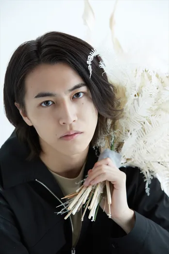 松尾太陽1stミニアルバム『うたうたい』リリース!「ソロ活動でも、もちろん超特急でも、いろいろできたらいいなと思っています」