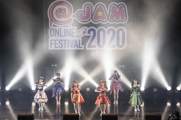 「@JAM ONLINE FESTIVAL 2020」Purpleステージに登場したFES☆TIVE