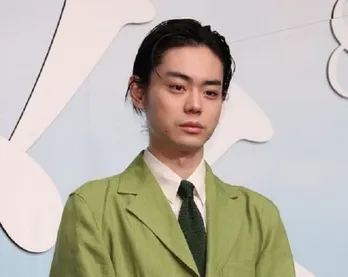 菅田将暉とCreepy Nuts、3人の食事会でDJ松永は「財布のチャックを開けたり閉めたり…」