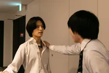 塩野瑛久＆西銘駿が生配信風の撮影に悪戦苦闘「一体、僕が何をしたんだ!?」＜インタビュー・後編＞