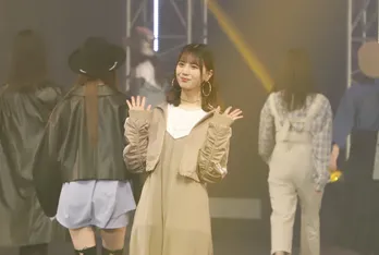 日向坂46、個性豊かな“DASADA”の衣装で笑顔振りまく＜TGC2020 A/W＞