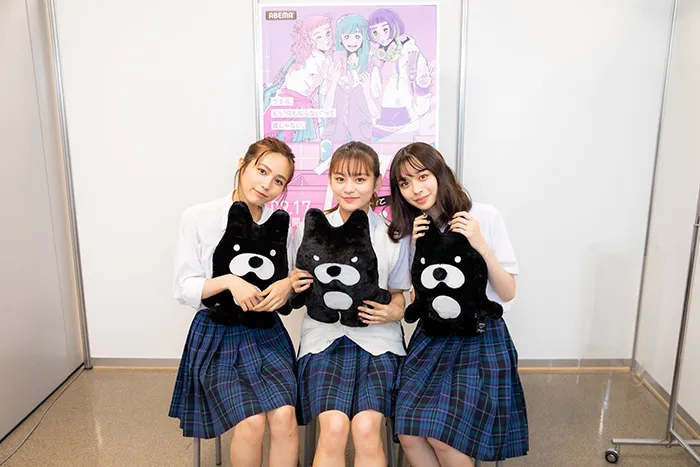 秋田汐梨、永瀬莉子、田鍋梨々花(左から)がインスタライブを実施した