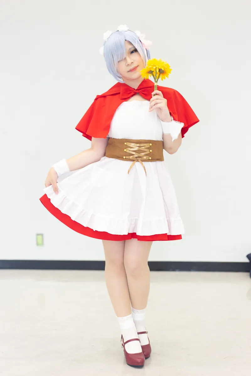 「リゼロ」、赤ずきん衣装のレムのコスプレで参加した“Fusei”さん