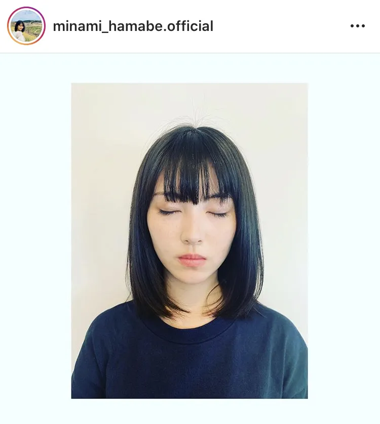 ※浜辺美波公式Instagram(minami_hamabe.official)より