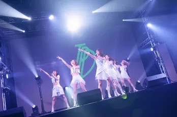 ＜東京パフォーマンスドール＞無観客配信ライブ第2弾で“入魂”のパフォーマンス！久々の衣装＆楽曲も披露