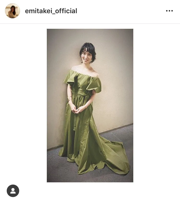 ※武井咲オフィシャルInstagram(emitakei_official)のスクリーンショット