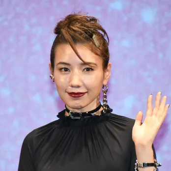 仲里依紗、息子から「あ、仲里依紗さんだ」 まさかの“フルネーム呼び”に共演者「かわいい~」