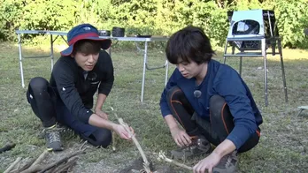 小山慶一郎と加藤シゲアキ“キャンプ芸人”指導のもと、絶品キャンプ飯に挑戦!