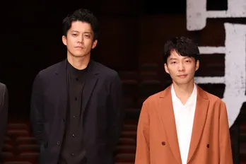 小栗旬、映画初共演の星野源との“出会い”に感謝「大好きになりました」