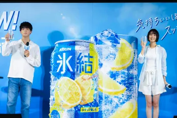 竹内涼真&山本美月、CM記者会見で初対面! 第一印象はお互いに「背が高い」