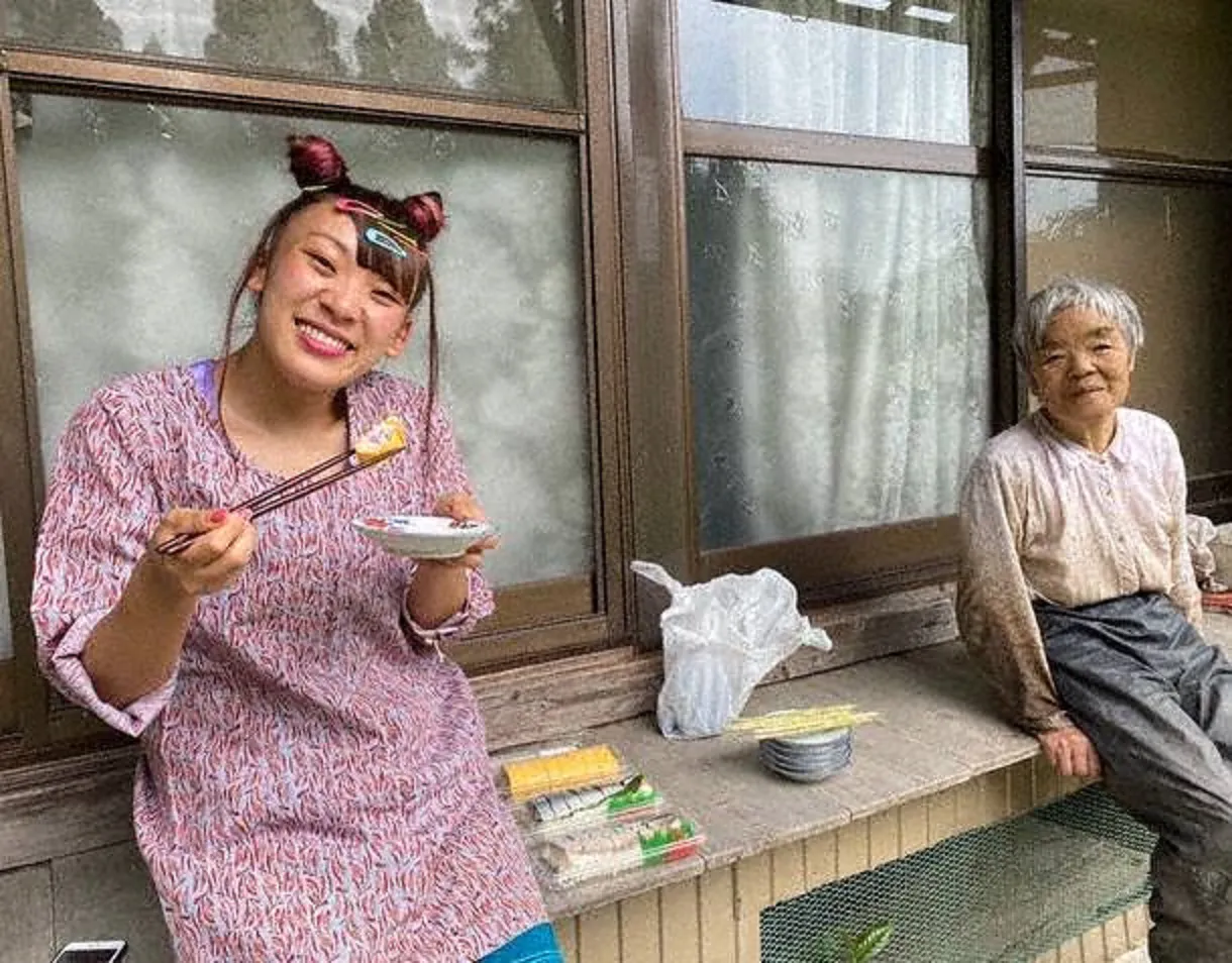 「～日本ここ何ロード～この道通るのどんな人？」に出演するフワちゃん