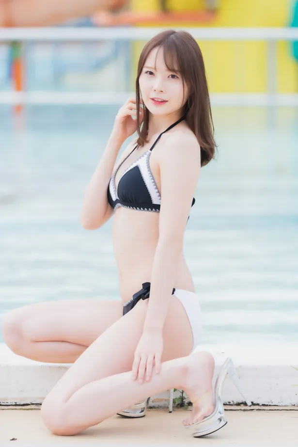 画像 グラビアアイドル48人が水着姿で集結 大プール撮影会 写真特集 Aチーム 27 38 Webザテレビジョン