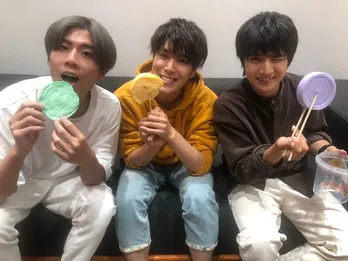 BOYS AND MEN平松賢人は“全力！お助けられちゃん”!? 「真ん中に座ってるの、落ち着かん」