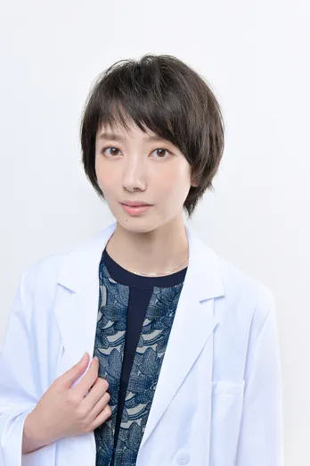 波瑠「作品の中でもwithコロナ」 新しい時代のラブストーリーに挑戦！＜インタビュー＞