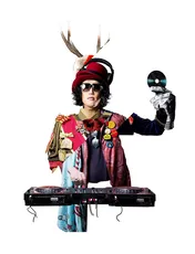 賞金10万円の視聴者参加型“生放送クイズバトル”「Q-フェス」、10月より土曜夜10時に放送