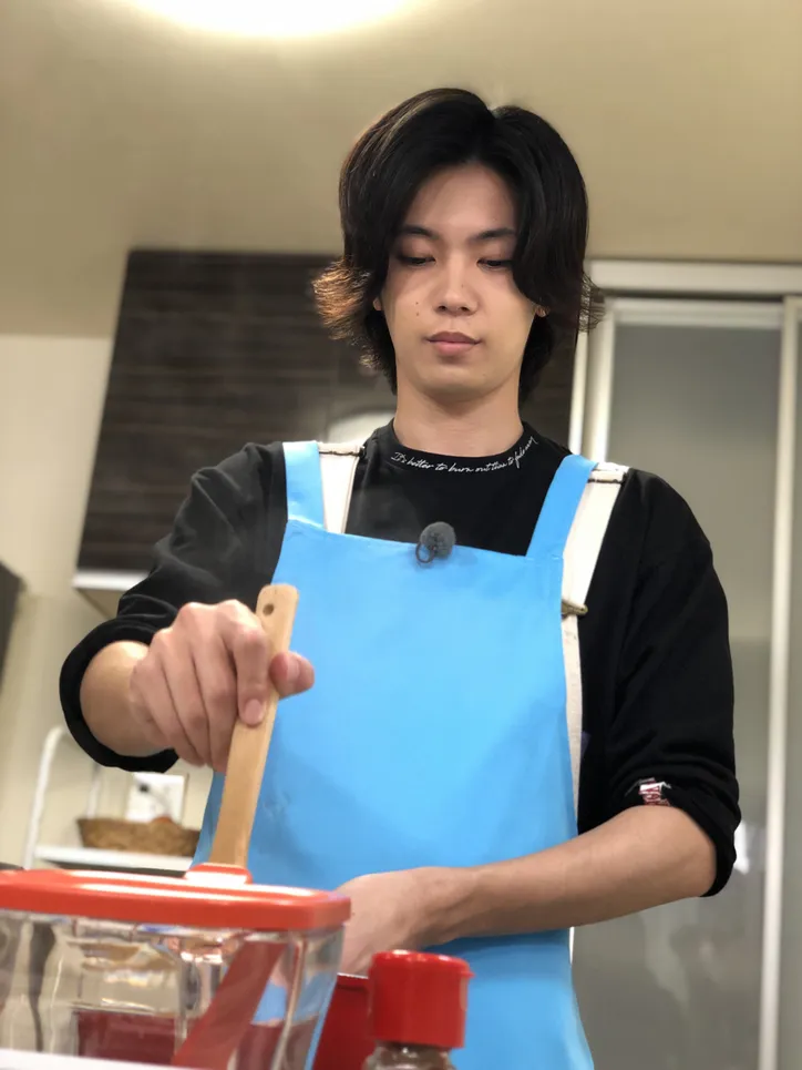 キンプリ神宮寺勇太 岸くんよりは上手 料理の腕前を披露 Zip Webザテレビジョン