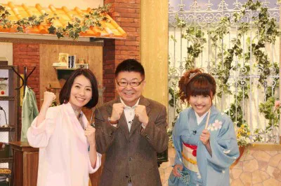 ｢生島ヒロシのココカラ元気!｣に出演中の、高田景子、生島ヒロシ、田代沙織(左から)
