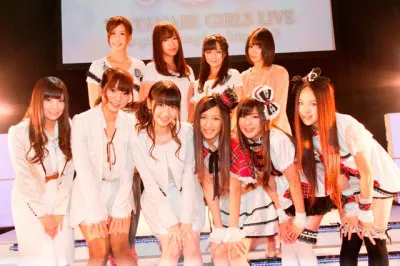 ワタナベエンターテインメント所属のアイドル10人がライブイベントを行った