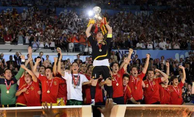 前回UEFA EURO 2008優勝国のスペインは今回も出場が決まっている